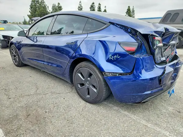 5YJ3E1EA4PF613658 2023 TESLA MODEL 3 - Image 2