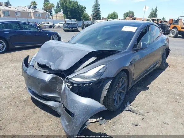 5YJ3E1EA4PF615264 2023 TESLA MODEL 3 - Image 2