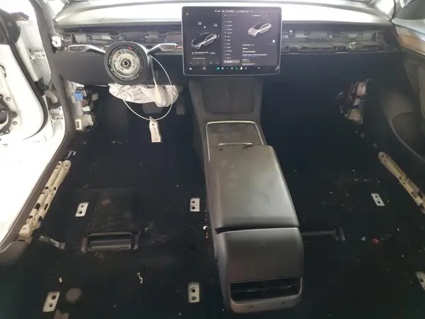 5YJ3E1EA4PF620982 2023 TESLA MODEL 3 - Image 8