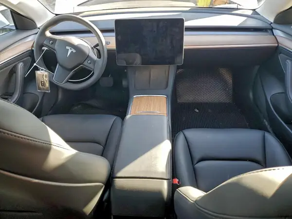 5YJ3E1EA4PF621744 2023 TESLA MODEL 3 - Image 8