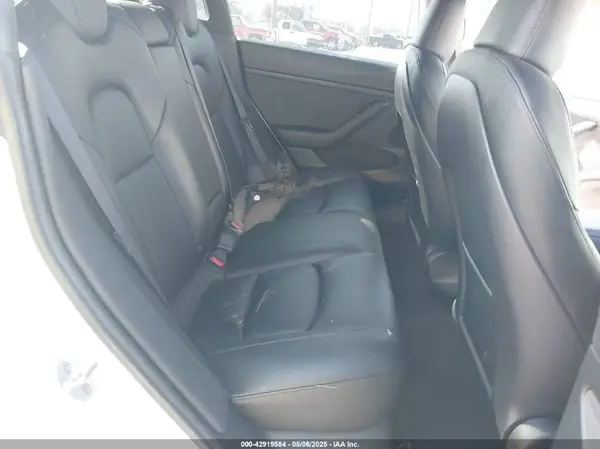 5YJ3E1EA4PF624921 2023 TESLA MODEL 3 - Image 8