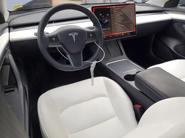 5YJ3E1EA4PF625700 2023 TESLA MODEL 3 - Image 8