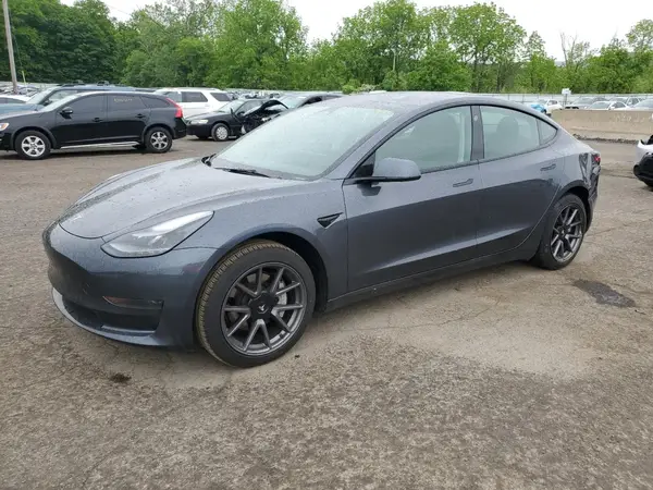 5YJ3E1EA4PF627477 2023 TESLA MODEL 3 - Image 1