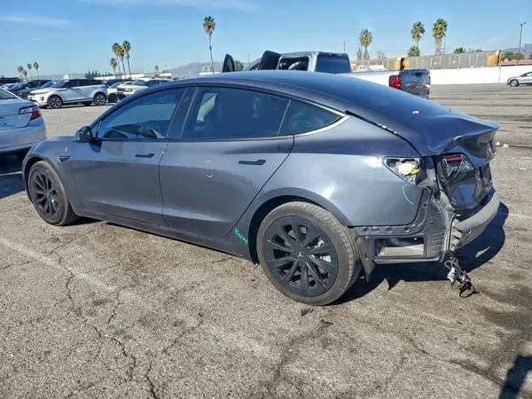 5YJ3E1EA4PF641105 2023 TESLA MODEL 3 - Image 2