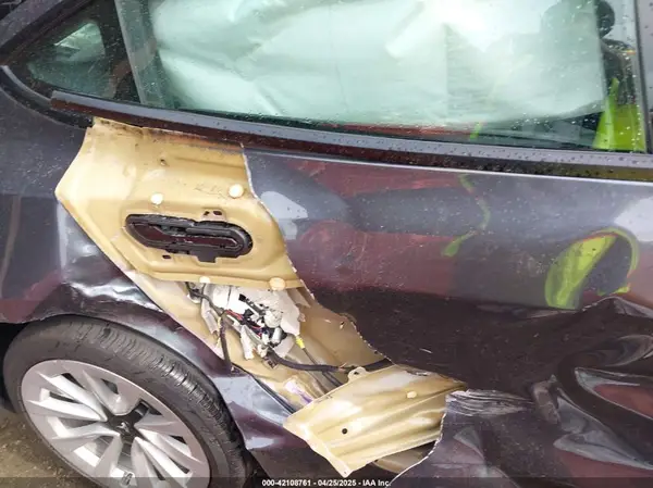 5YJ3E1EA4PF641945 2023 TESLA MODEL 3 - Image 8