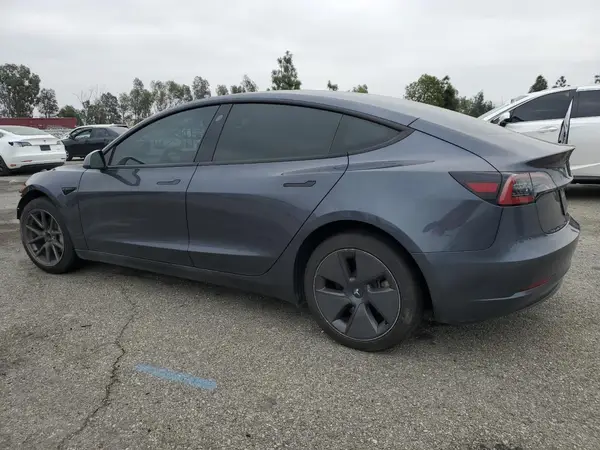 5YJ3E1EA4PF642769 2023 TESLA MODEL 3 - Image 2
