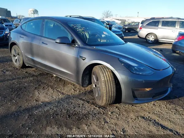 5YJ3E1EA4PF644151 2023 TESLA MODEL 3 - Image 1