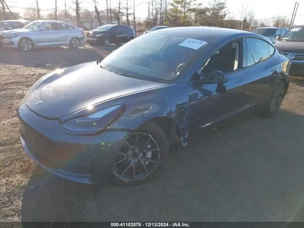 5YJ3E1EA4PF644151 2023 TESLA MODEL 3 - Image 2