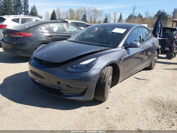 5YJ3E1EA4PF644490 2023 TESLA MODEL 3 - Image 2