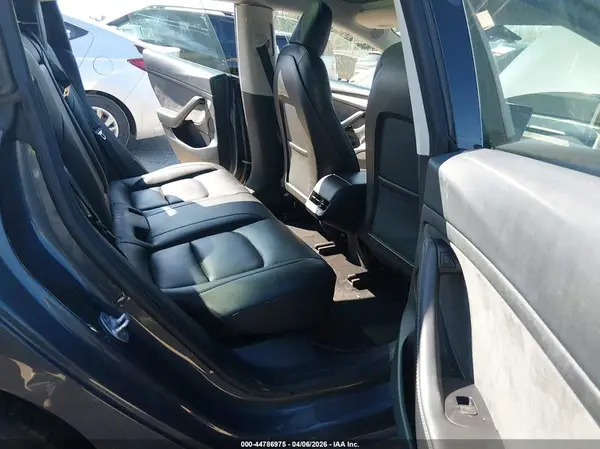 5YJ3E1EA4PF644490 2023 TESLA MODEL 3 - Image 8