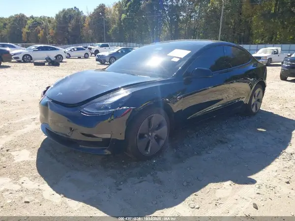 5YJ3E1EA4PF646286 2023 TESLA MODEL 3 - Image 2