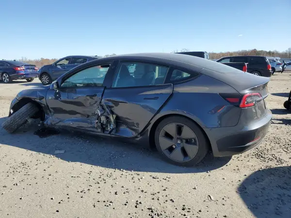 5YJ3E1EA4PF649687 2023 TESLA MODEL 3 - Image 2