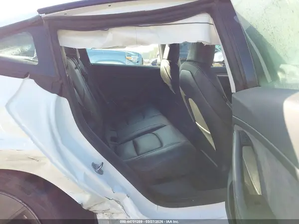 5YJ3E1EA4PF652542 2023 TESLA MODEL 3 - Image 8