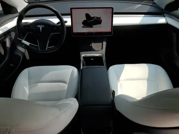 5YJ3E1EA4PF653948 2023 TESLA MODEL 3 - Image 8
