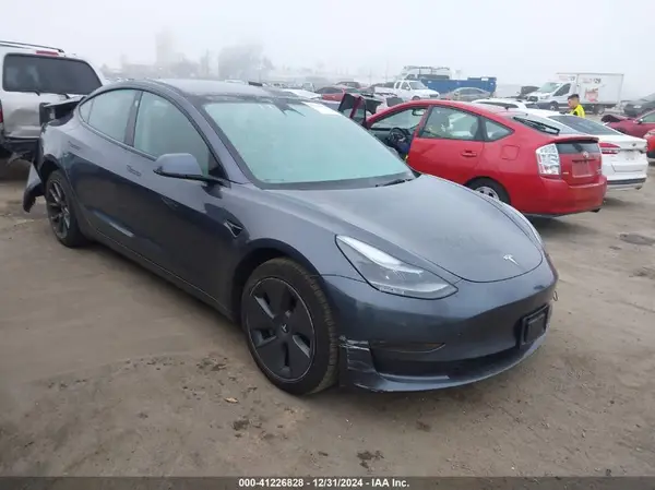 5YJ3E1EA4PF655098 2023 TESLA MODEL 3 - Image 1