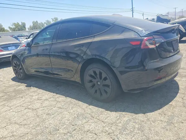 5YJ3E1EA4PF655229 2023 TESLA MODEL 3 - Image 2