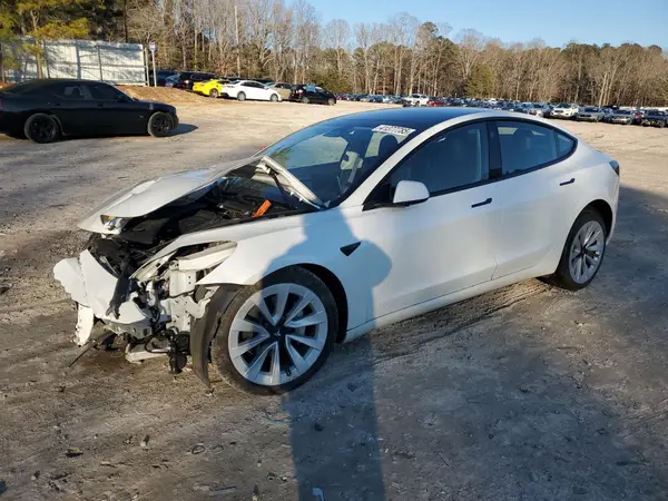 5YJ3E1EA4PF656770 2023 TESLA MODEL 3 - Image 1