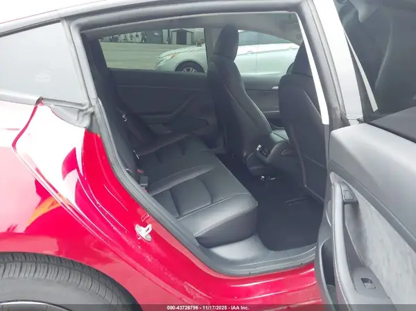 5YJ3E1EA4PF659328 2023 TESLA MODEL 3 - Image 8