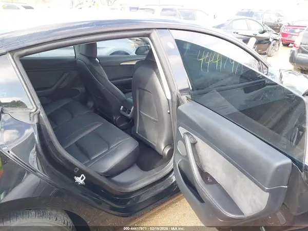 5YJ3E1EA4PF661175 2023 TESLA MODEL 3 - Image 8