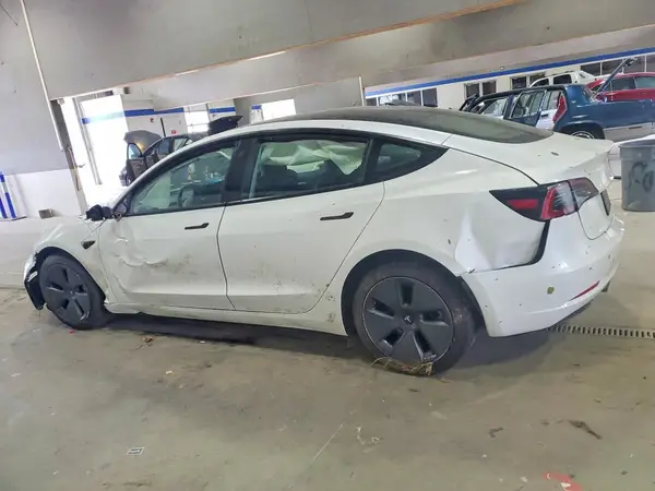 5YJ3E1EA4PF667851 2023 TESLA MODEL 3 - Image 2