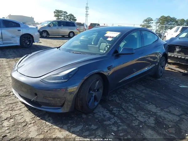 5YJ3E1EA4PF669471 2023 TESLA MODEL 3 - Image 2