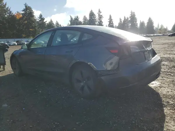 5YJ3E1EA4PF672161 2023 TESLA MODEL 3 - Image 2