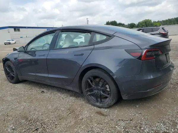 5YJ3E1EA4PF677831 2023 TESLA MODEL 3 - Image 2