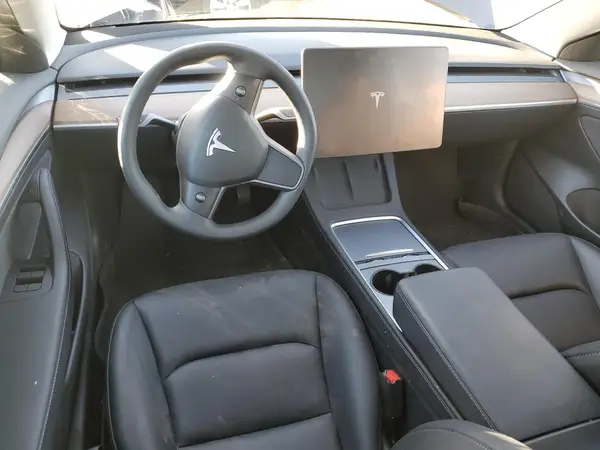 5YJ3E1EA4PF678073 2023 TESLA MODEL 3 - Image 8