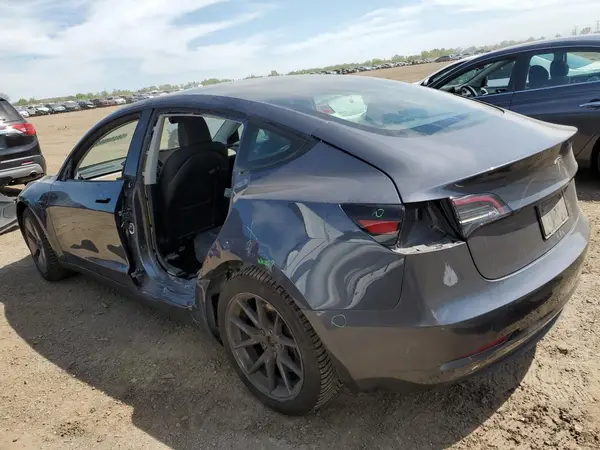 5YJ3E1EA4PF681247 2023 TESLA MODEL 3 - Image 2