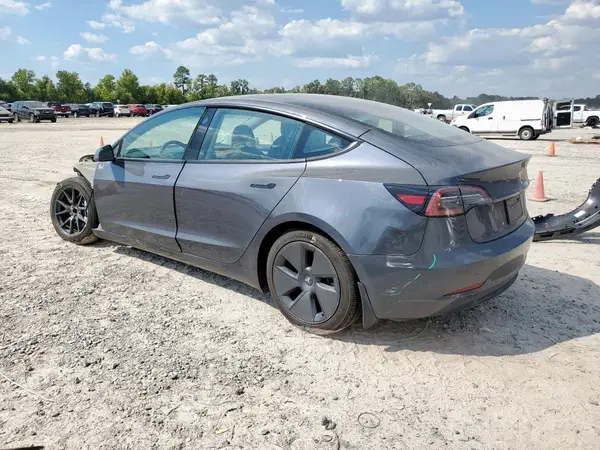 5YJ3E1EA4PF683578 2023 TESLA MODEL 3 - Image 2