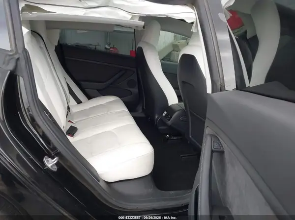 5YJ3E1EA4PF684312 2023 TESLA MODEL 3 - Image 8