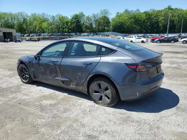 5YJ3E1EA4PF686156 2023 TESLA MODEL 3 - Image 2
