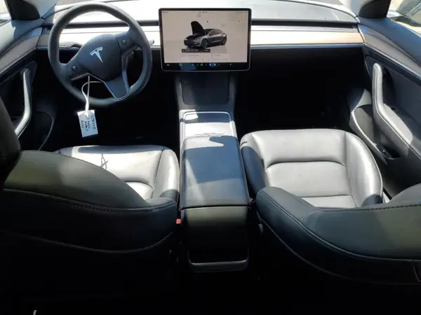 5YJ3E1EA4PF686156 2023 TESLA MODEL 3 - Image 8