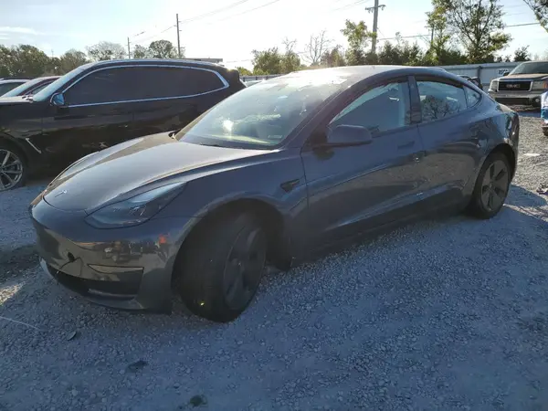 5YJ3E1EA4PF693723 2023 TESLA MODEL 3 - Image 1