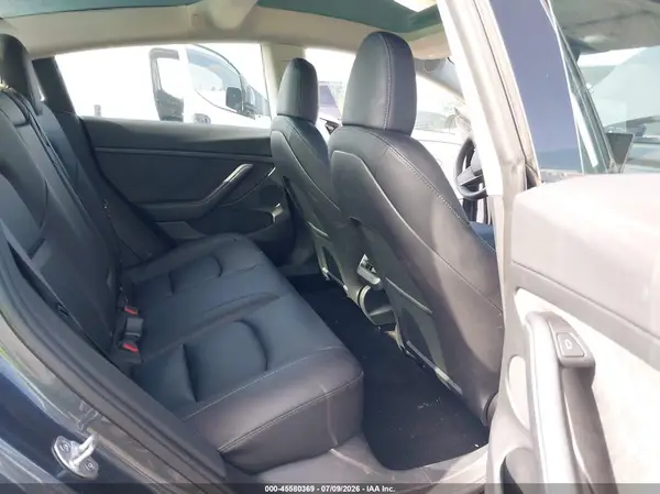 5YJ3E1EA4PF694130 2023 TESLA MODEL 3 - Image 8