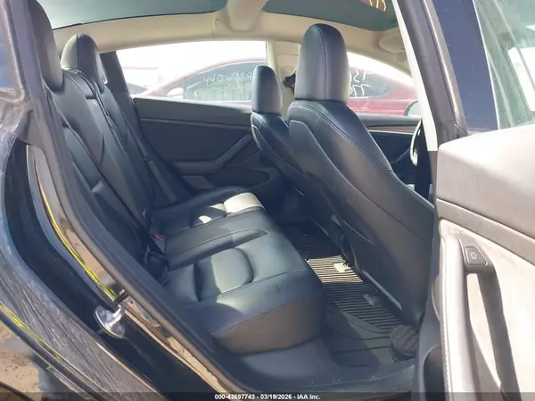 5YJ3E1EA4PF694208 2023 TESLA MODEL 3 - Image 8