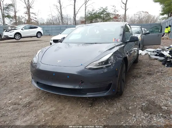 5YJ3E1EA4PF695116 2023 TESLA MODEL 3 - Image 2