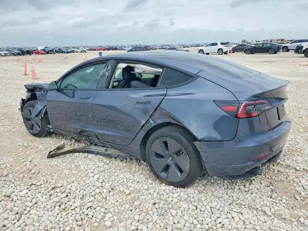 5YJ3E1EA4PF695178 2023 TESLA MODEL 3 - Image 2