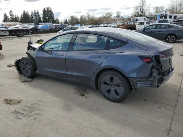 5YJ3E1EA4PF695438 2023 TESLA MODEL 3 - Image 2
