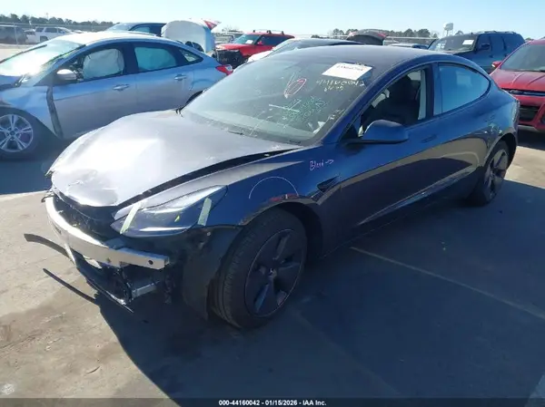 5YJ3E1EA4PF699277 2023 TESLA MODEL 3 - Image 2