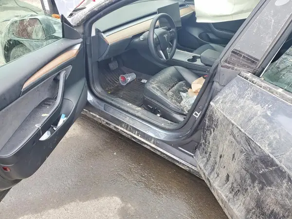5YJ3E1EA4PF700170 2023 TESLA MODEL 3 - Image 8