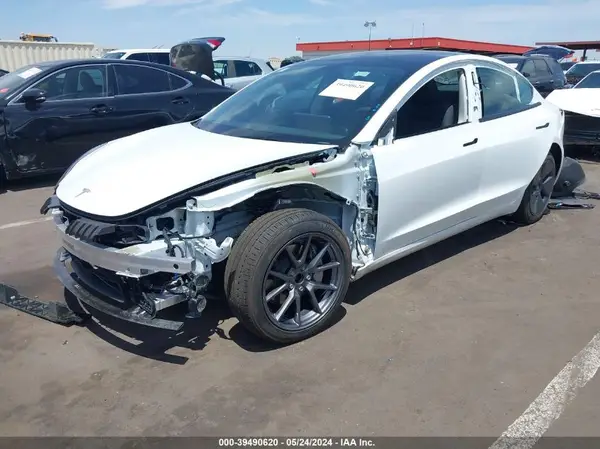 5YJ3E1EA4PF701870 2023 TESLA MODEL 3 - Image 2