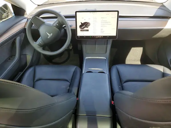 5YJ3E1EA4PF701982 2023 TESLA MODEL 3 - Image 8