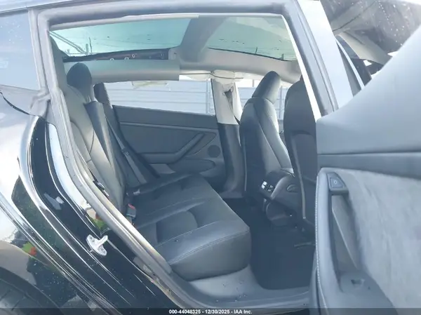 5YJ3E1EA4PF704204 2023 TESLA MODEL 3 - Image 8