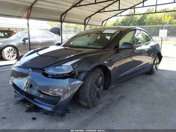 5YJ3E1EA4PF704610 2023 TESLA MODEL 3 - Image 2