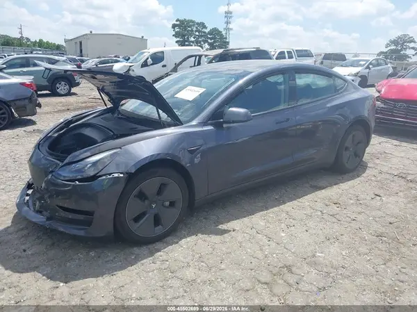 5YJ3E1EA4PF705191 2023 TESLA MODEL 3 - Image 2