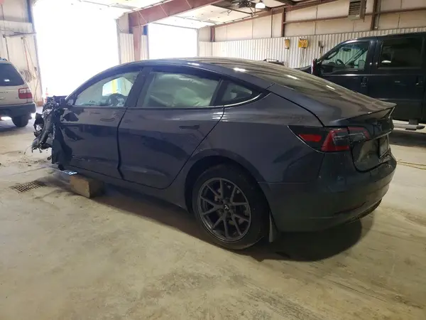 5YJ3E1EA4PF705739 2023 TESLA MODEL 3 - Image 2