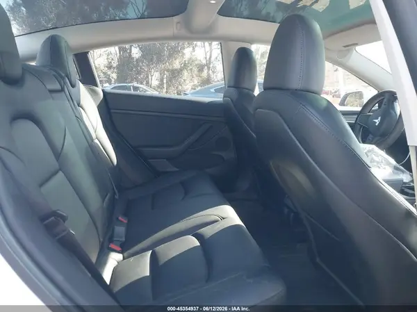 5YJ3E1EA4PF706504 2023 TESLA MODEL 3 - Image 8