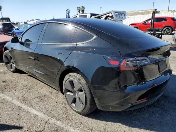 5YJ3E1EA4PF706521 2023 TESLA MODEL 3 - Image 2