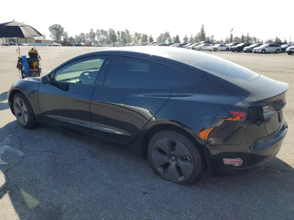 5YJ3E1EA4PF707099 2023 TESLA MODEL 3 - Image 2